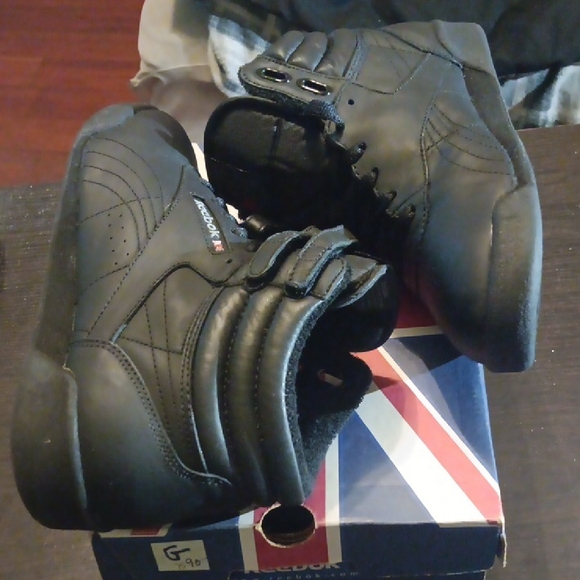 Reebok Rare From 80s/90s Black Gray High-Top Sneakers Mens 6 Womens 7.5 NWT/BOX - Picture 7 of 10